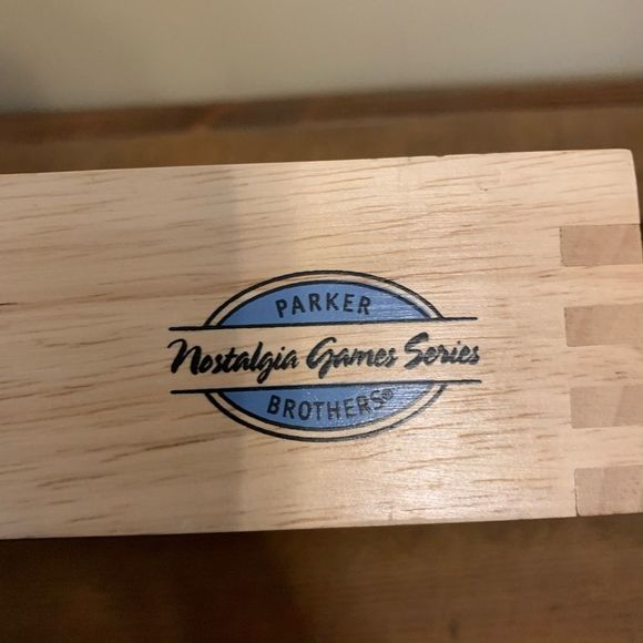 Collectible CLUE from 2002 Nostalgia Collection - Picture 2 of 7